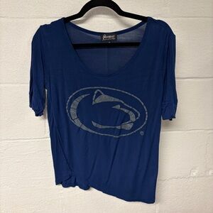 Gameday Couture Women’s Blue Penn State Graphic Tee Size Small